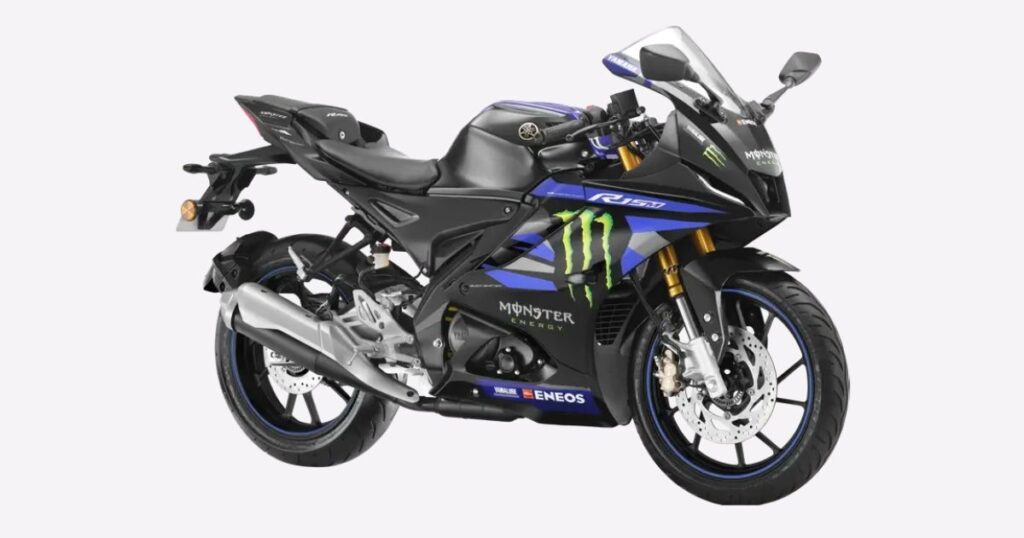 Yamaha R15M