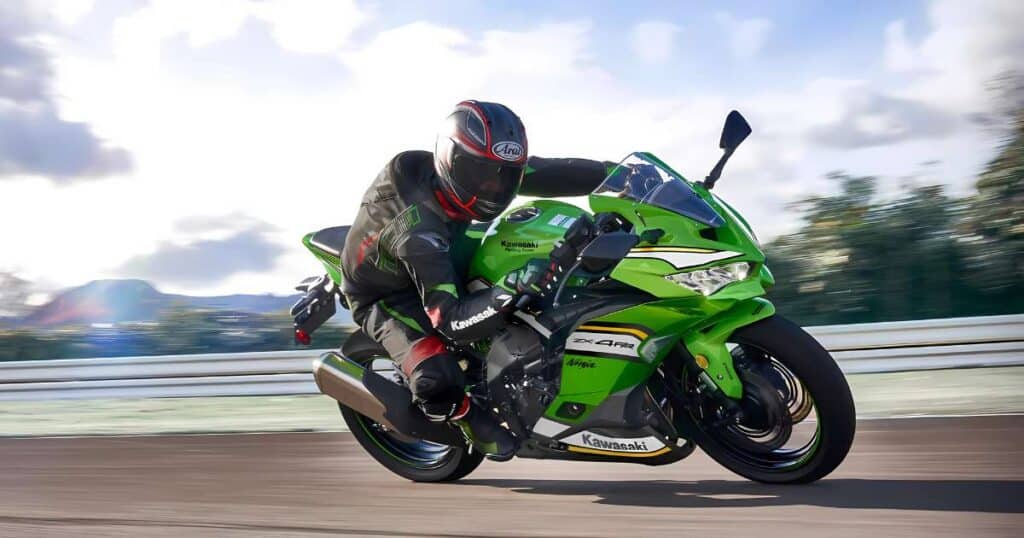 2025 Kawasaki Ninja ZX-4RR Launched at Rs 9.42 Lakh in India