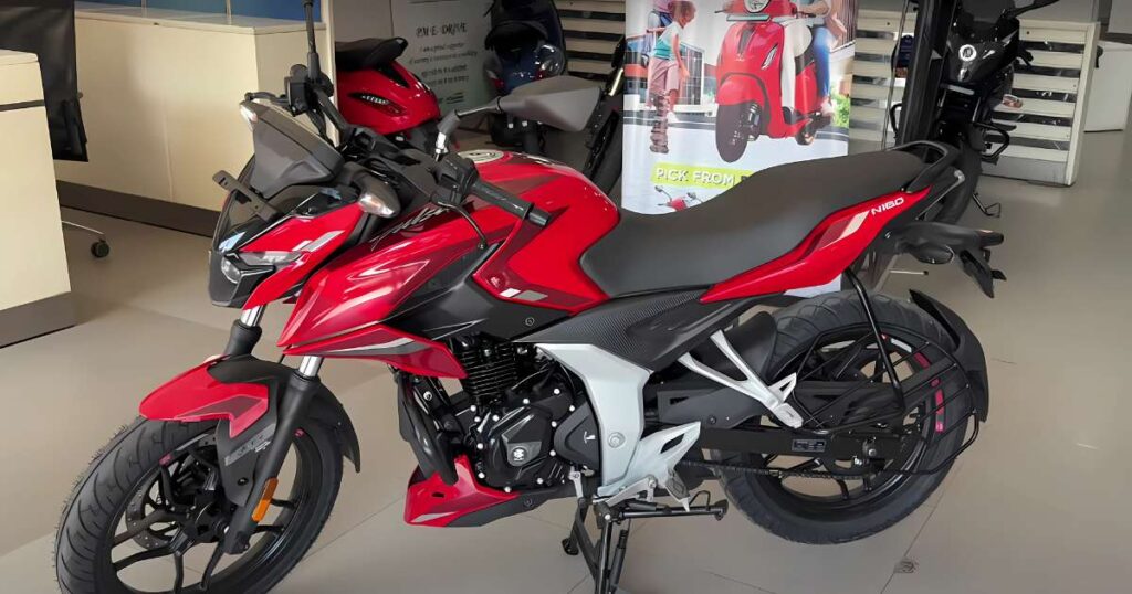 Bajaj Pulsar N160 Gets a New Single-Seat Variant