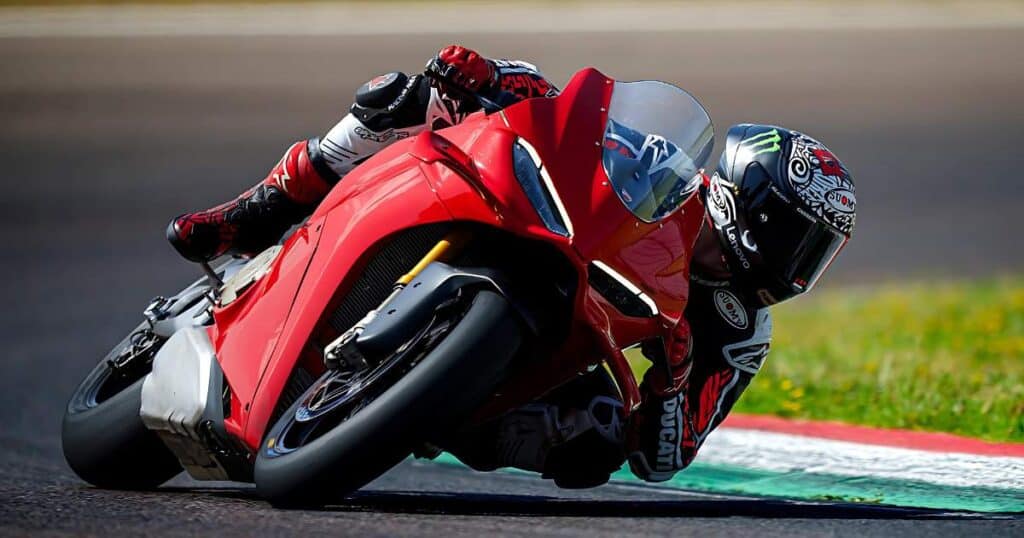 2025 Ducati Panigale V4
