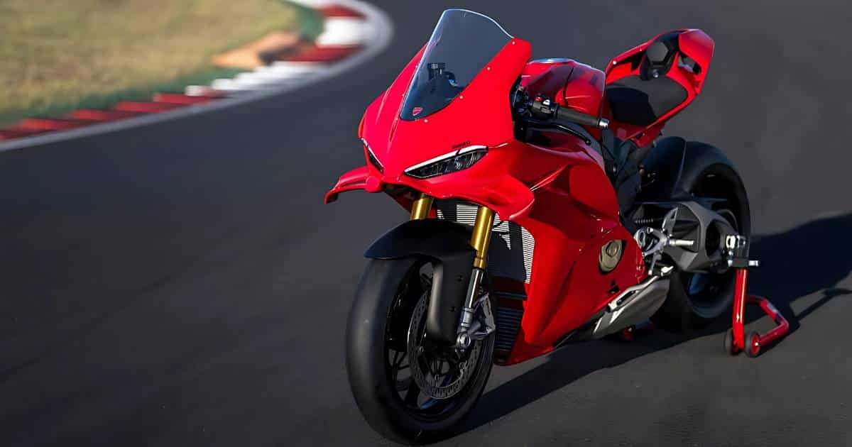 2025 Ducati Panigale V4