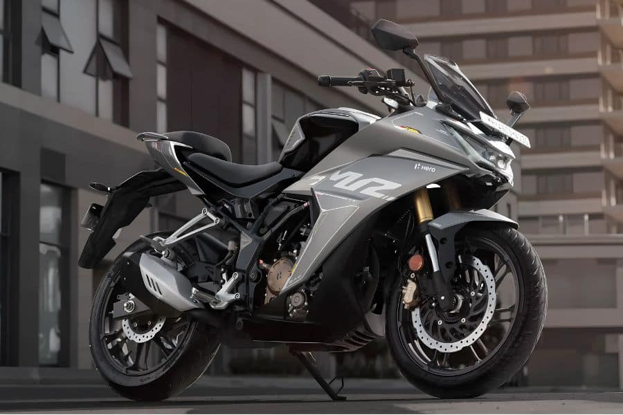 2025 Hero Karizma XMR 210