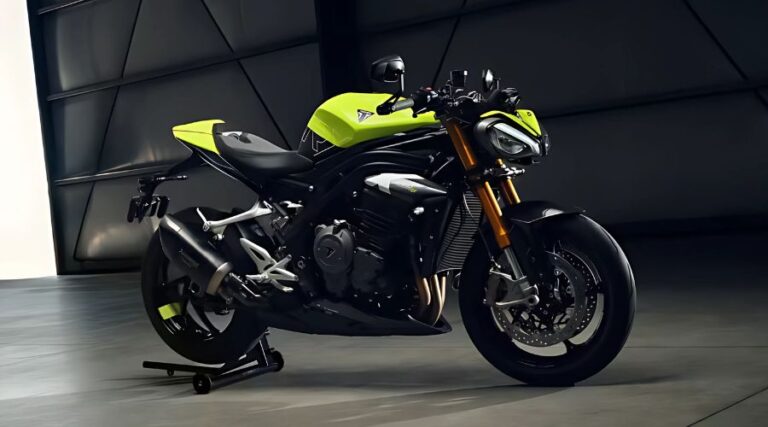 2025 Triumph Speed Triple 1200 RX