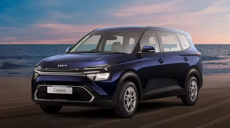 Kia Carens - One Variant