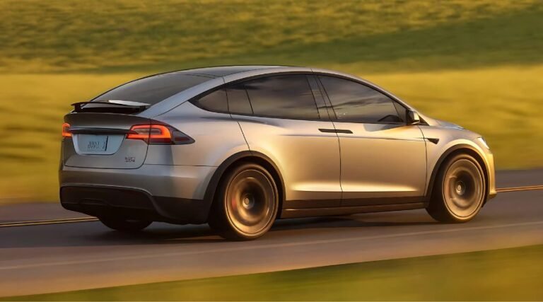 2026 Tesla Model X: Mild Design Tweaks, Same EV Power